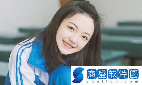 羞羞色漫：視覺(jué)藝術(shù)、文化影響與社會(huì)討論